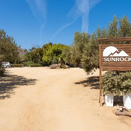 Sunrock - Jasmine Apartahotel